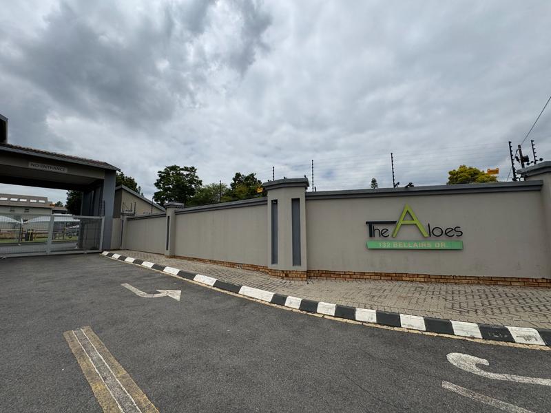 To Let 3 Bedroom Property for Rent in North Riding Gauteng