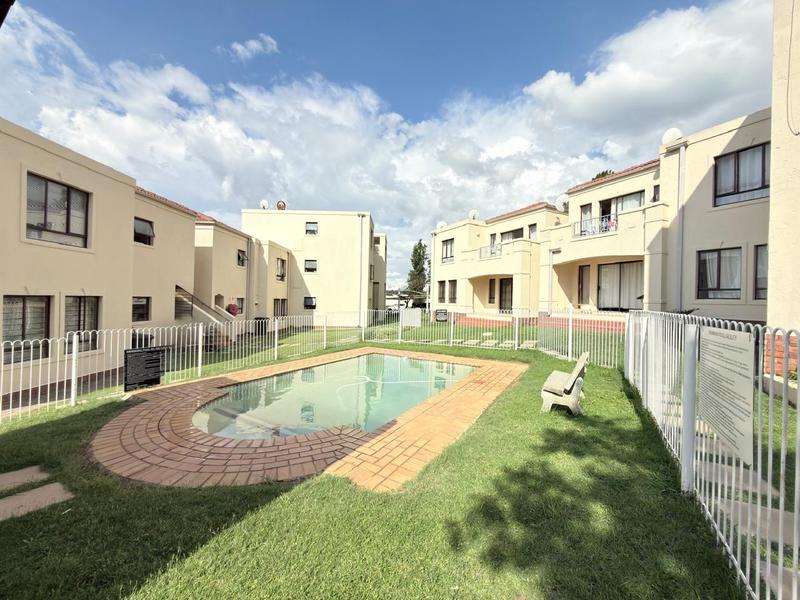 2 Bedroom Property for Sale in Fourways Gauteng