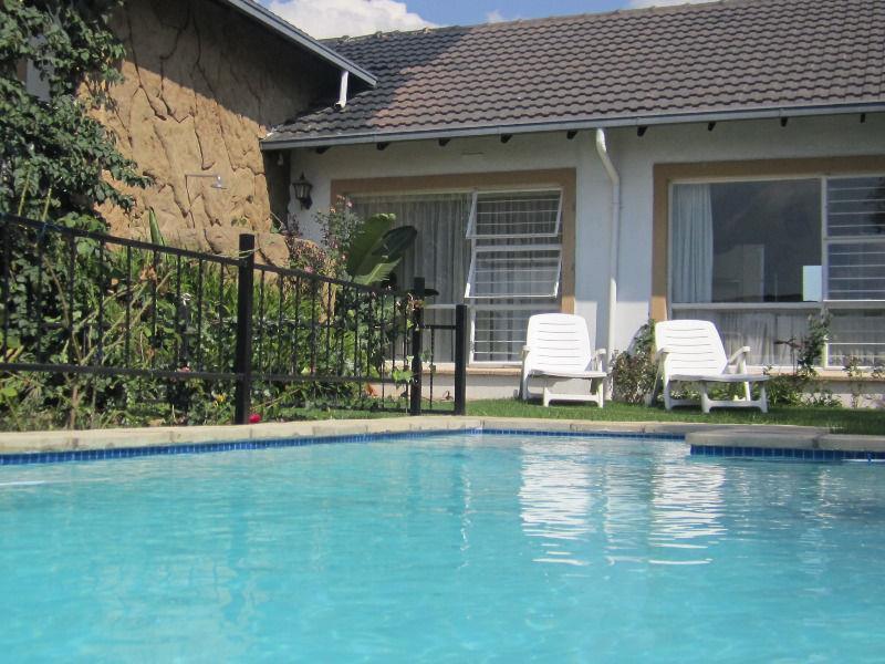 1 Bedroom Property for Sale in Wilro Park Gauteng