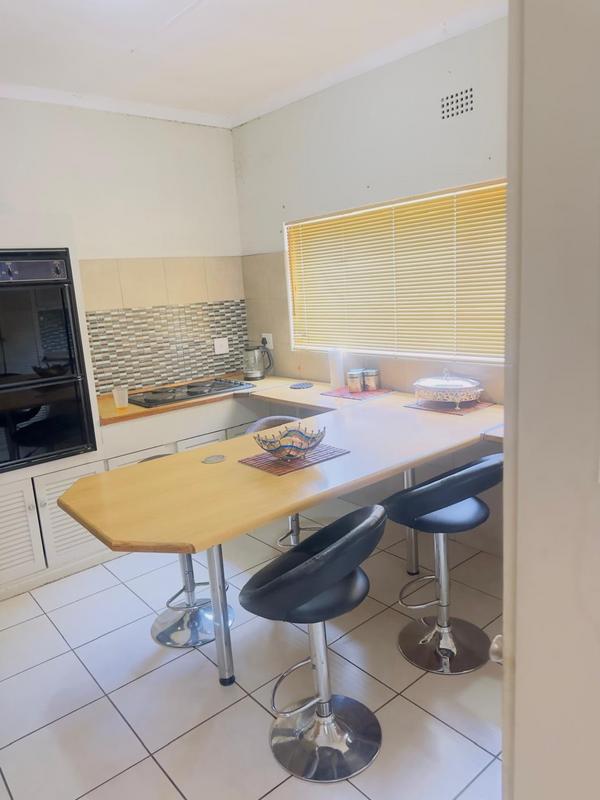 4 Bedroom Property for Sale in Wilro Park Gauteng