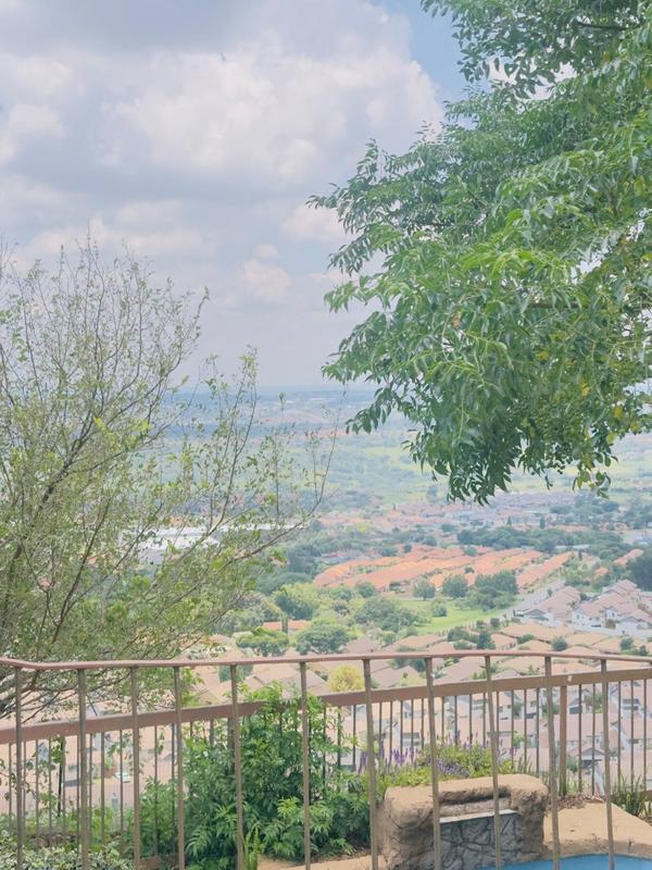 4 Bedroom Property for Sale in Wilro Park Gauteng