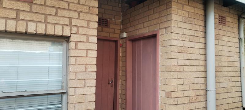To Let 4 Bedroom Property for Rent in Wilro Park Gauteng