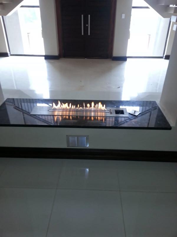 5 Bedroom Property for Sale in Protea Ridge Gauteng