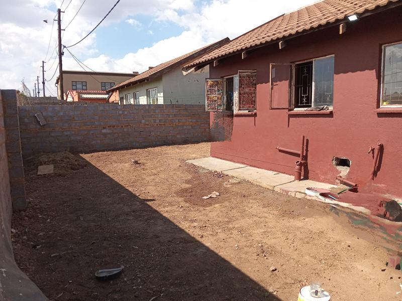 To Let 2 Bedroom Property for Rent in Drieziek Ext 2 Gauteng