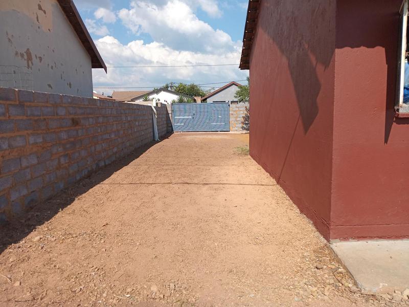 To Let 2 Bedroom Property for Rent in Drieziek Ext 2 Gauteng