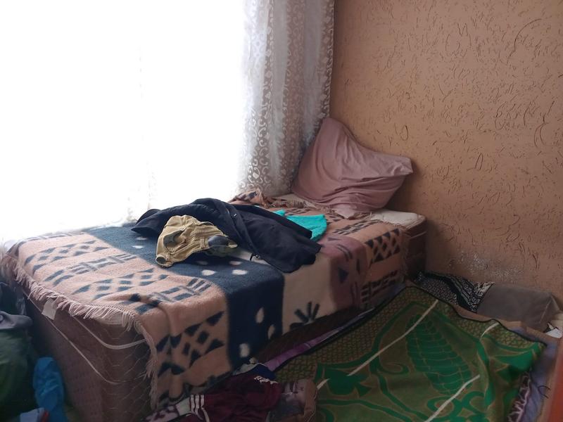 2 Bedroom Property for Sale in Lakeside Gauteng