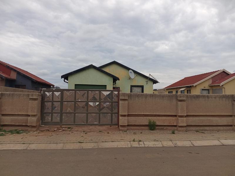 2 Bedroom Property for Sale in Lakeside Gauteng