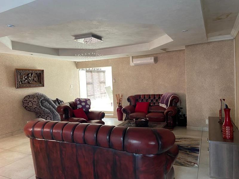 5 Bedroom Property for Sale in Vanderbijlpark SE 6 Gauteng