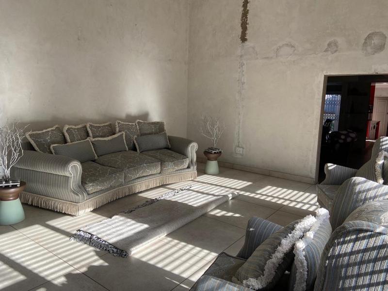 5 Bedroom Property for Sale in Vanderbijlpark SE 6 Gauteng