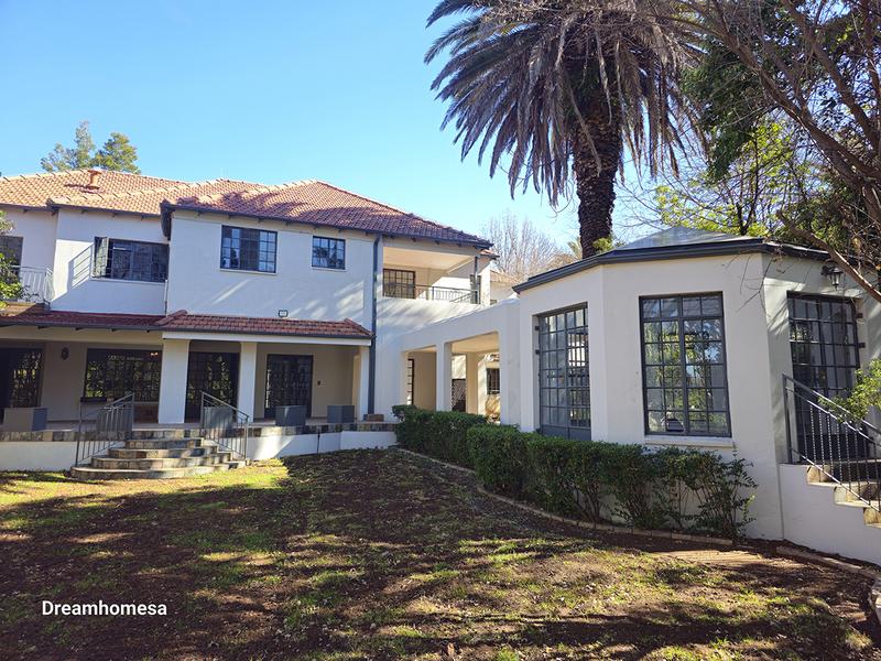 To Let 5 Bedroom Property for Rent in Houghton Estate Gauteng