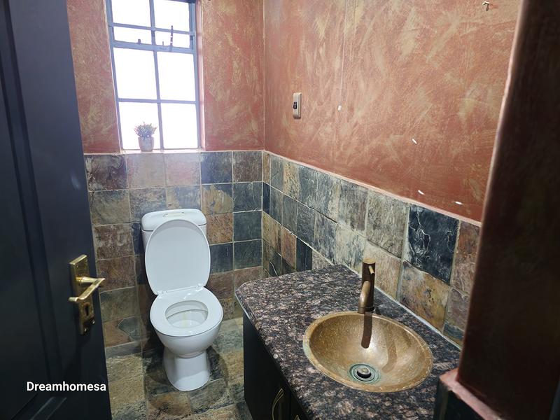 To Let 5 Bedroom Property for Rent in Houghton Estate Gauteng