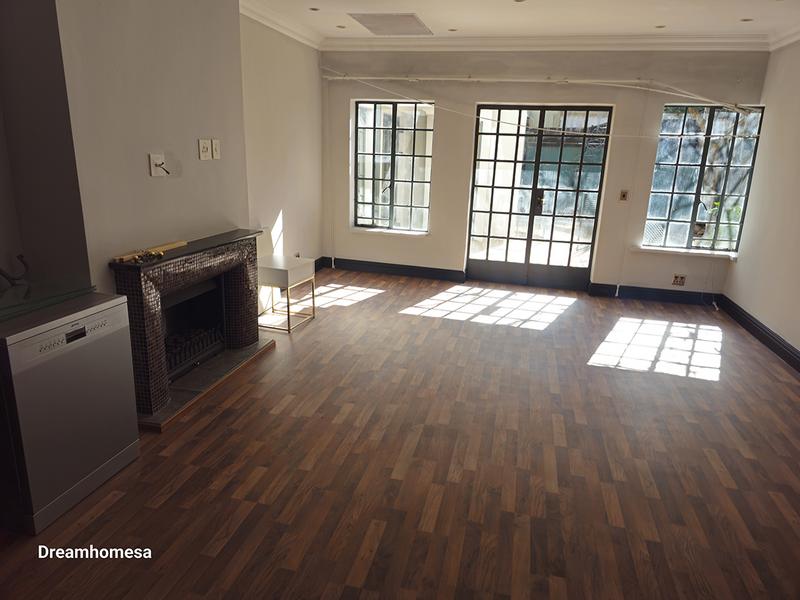 To Let 5 Bedroom Property for Rent in Houghton Estate Gauteng