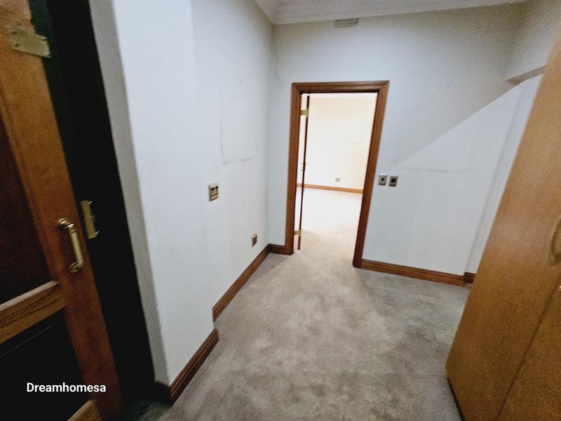 To Let 5 Bedroom Property for Rent in Houghton Estate Gauteng