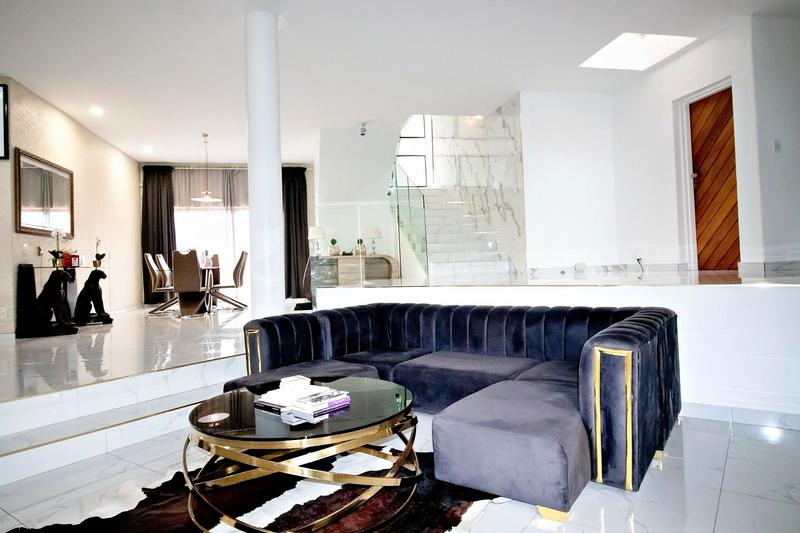 To Let 5 Bedroom Property for Rent in Hurlingham Gauteng