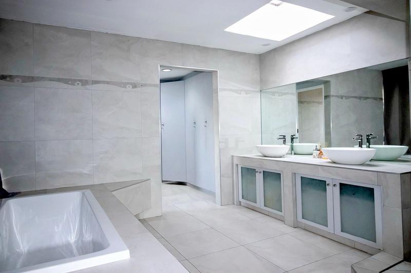 To Let 5 Bedroom Property for Rent in Hurlingham Gauteng