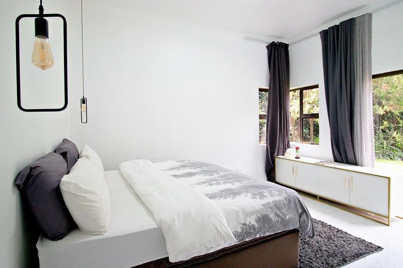 To Let 5 Bedroom Property for Rent in Hurlingham Gauteng