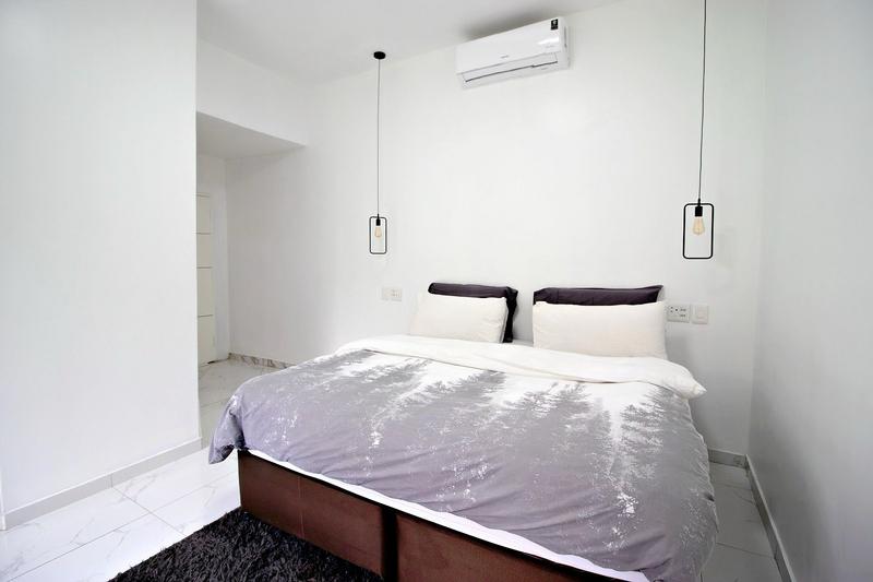 To Let 5 Bedroom Property for Rent in Hurlingham Gauteng