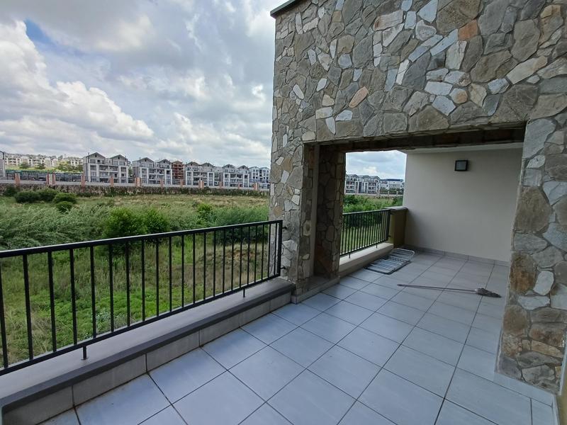 To Let 2 Bedroom Property for Rent in Waterfall Gauteng