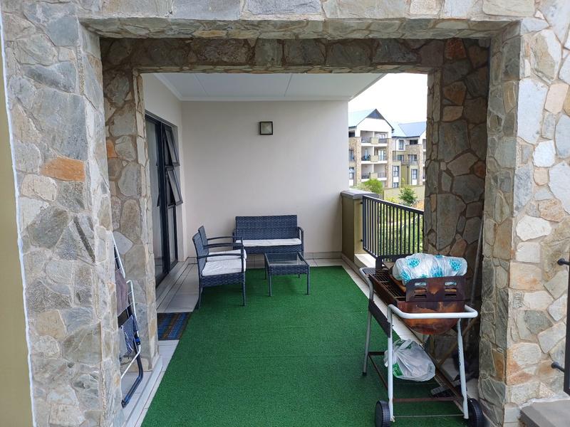 To Let 2 Bedroom Property for Rent in Waterfall Gauteng