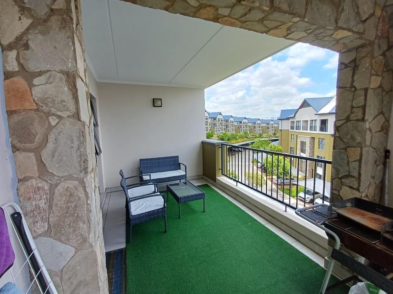 To Let 2 Bedroom Property for Rent in Waterfall Gauteng