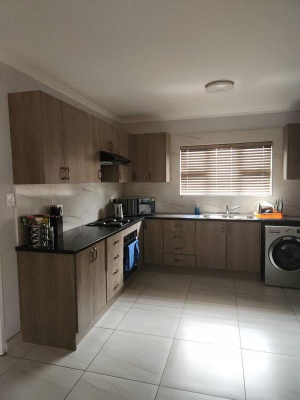 To Let 3 Bedroom Property for Rent in Robertsham Gauteng