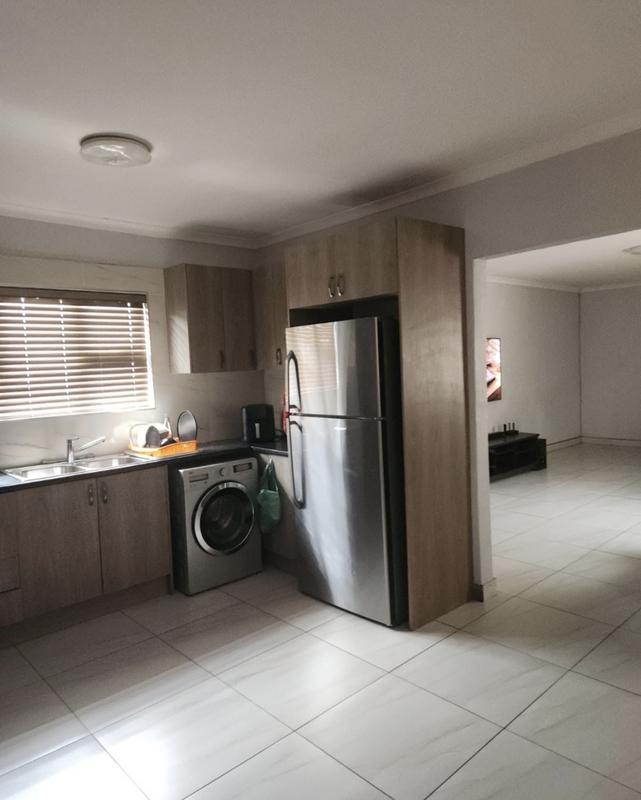 To Let 3 Bedroom Property for Rent in Robertsham Gauteng