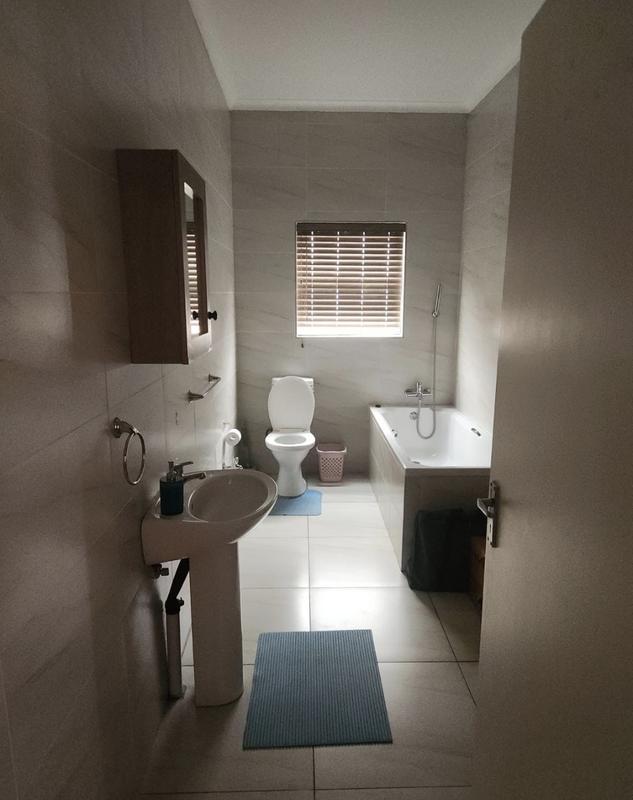 To Let 3 Bedroom Property for Rent in Robertsham Gauteng