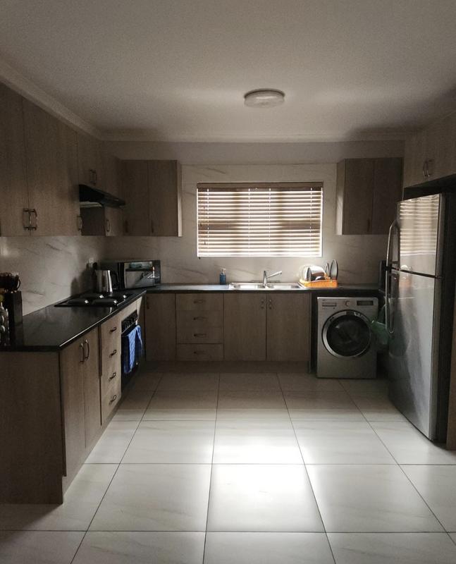 To Let 3 Bedroom Property for Rent in Robertsham Gauteng