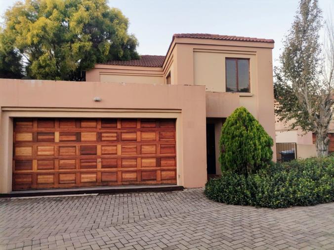 To Let 3 Bedroom Property for Rent in Eldoraigne Gauteng