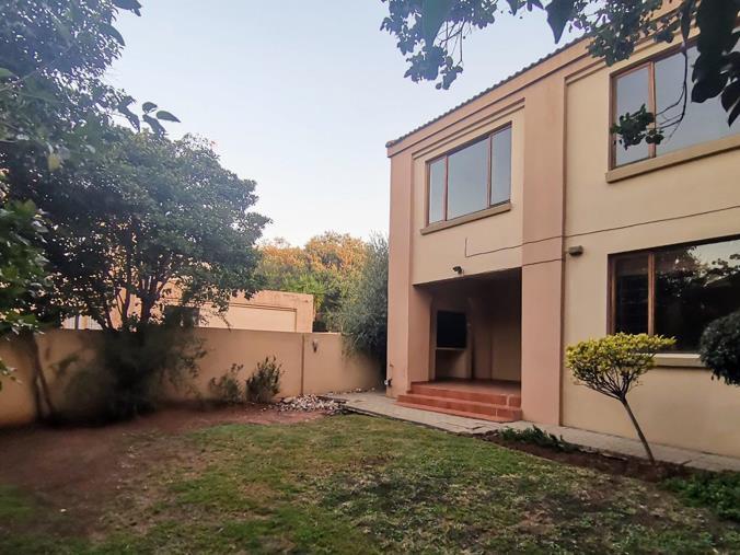 To Let 3 Bedroom Property for Rent in Eldoraigne Gauteng