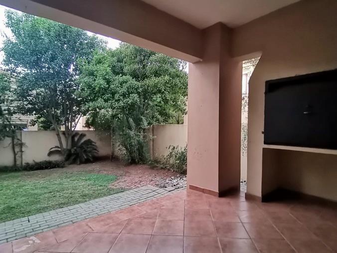 To Let 3 Bedroom Property for Rent in Eldoraigne Gauteng