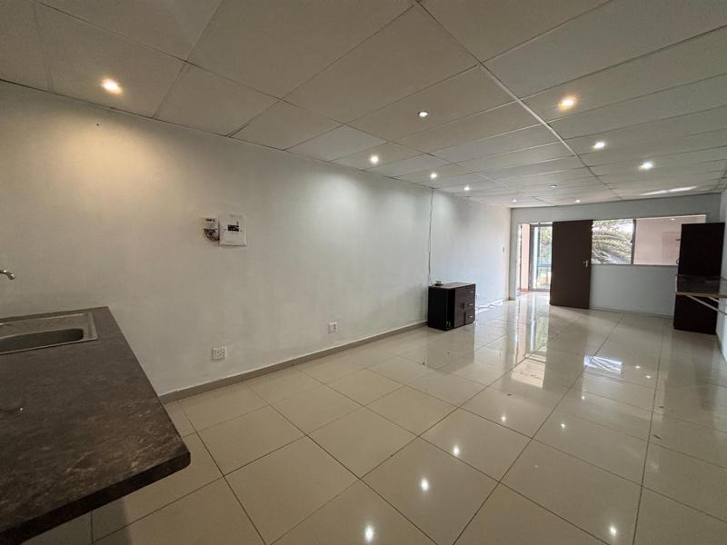 To Let Commercial Property for Rent in Eldoraigne Gauteng