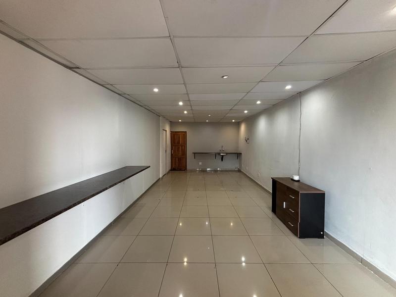 To Let Commercial Property for Rent in Eldoraigne Gauteng