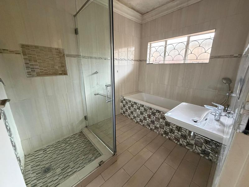 To Let 3 Bedroom Property for Rent in Laudium Gauteng