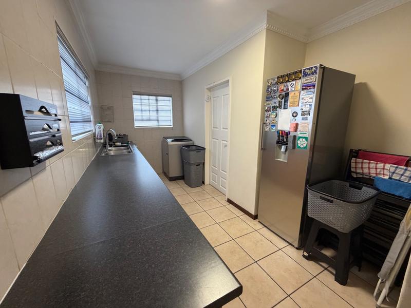 3 Bedroom Property for Sale in Eldoraigne Gauteng