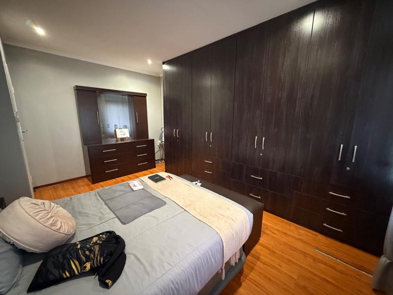 3 Bedroom Property for Sale in Eldoraigne Gauteng