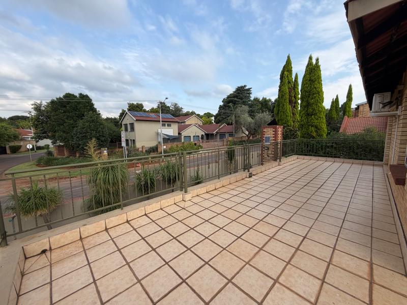 3 Bedroom Property for Sale in Eldoraigne Gauteng