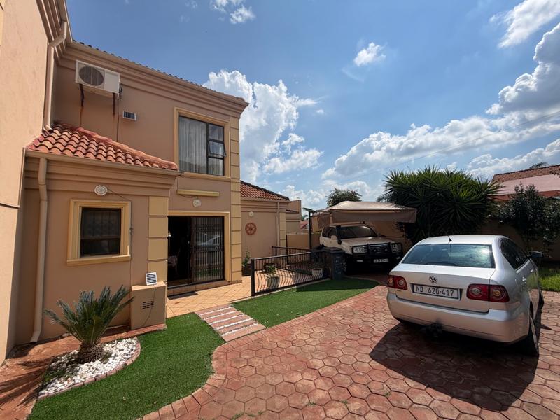 4 Bedroom Property for Sale in Erasmia Gauteng
