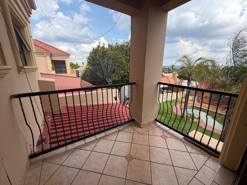 4 Bedroom Property for Sale in Erasmia Gauteng