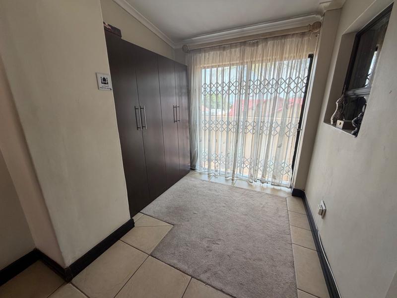 4 Bedroom Property for Sale in Erasmia Gauteng