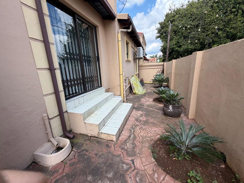 4 Bedroom Property for Sale in Erasmia Gauteng