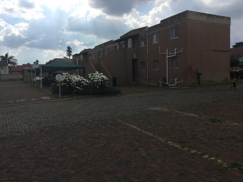2 Bedroom Property for Sale in Bramley View Gauteng