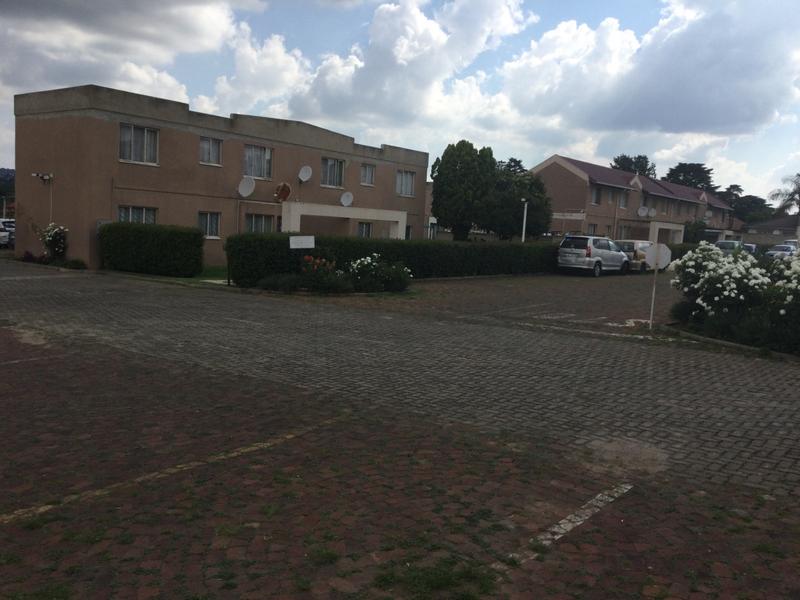 2 Bedroom Property for Sale in Bramley View Gauteng