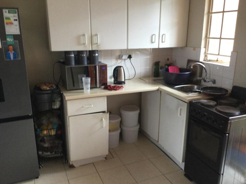 2 Bedroom Property for Sale in Kew Gauteng