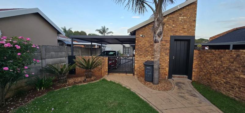 2 Bedroom Property for Sale in Dalview Gauteng