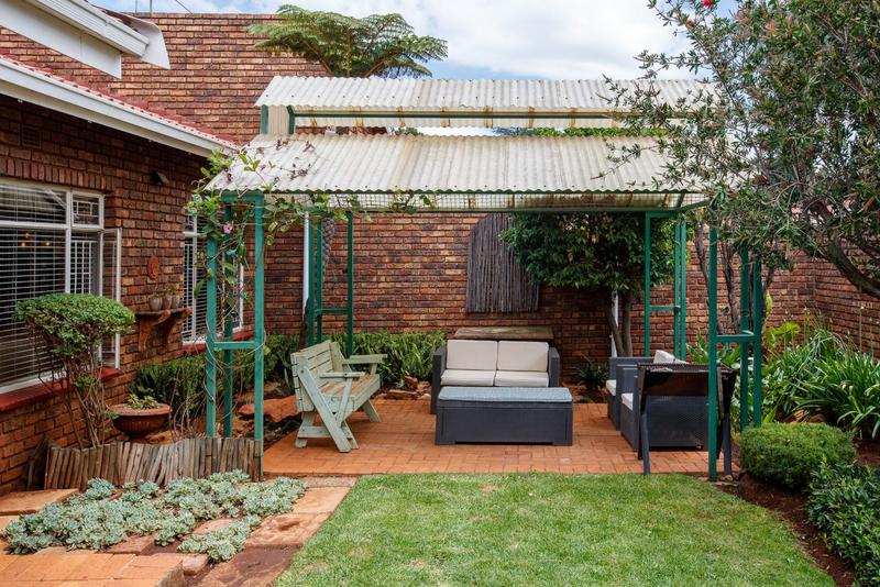 3 Bedroom Property for Sale in Dalview Gauteng