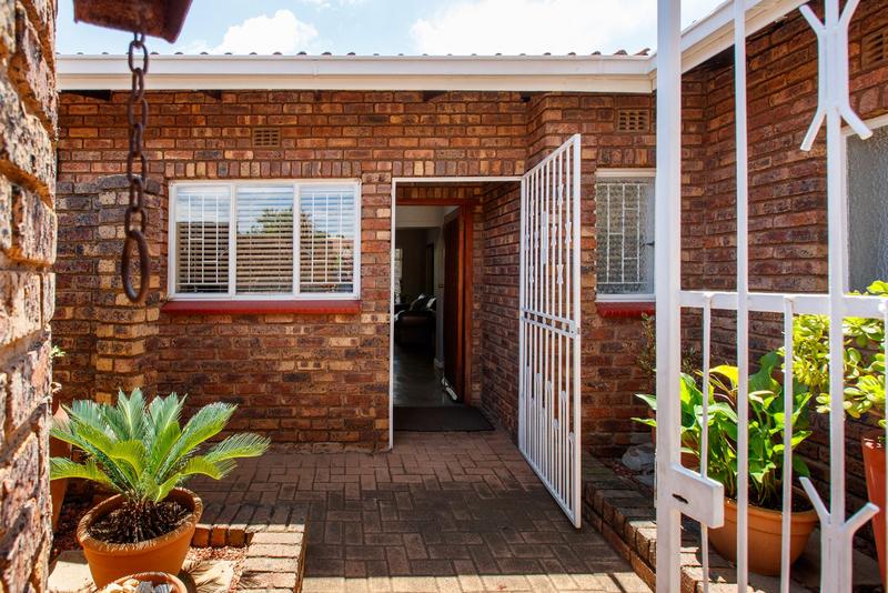 3 Bedroom Property for Sale in Dalview Gauteng