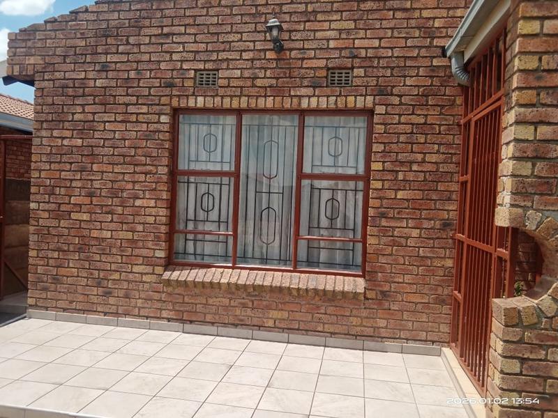 3 Bedroom Property for Sale in Geluksdal Gauteng