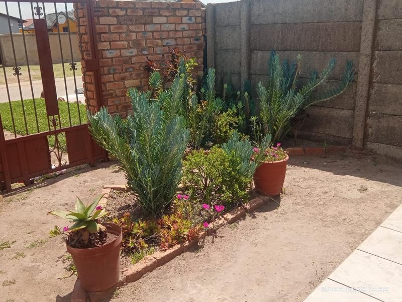 3 Bedroom Property for Sale in Geluksdal Gauteng