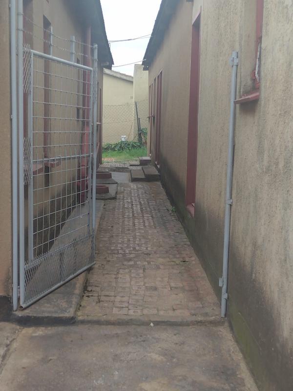 3 Bedroom Property for Sale in Katlehong South Gauteng
